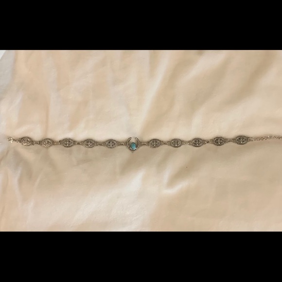 Choker Necklace - Picture 5 of 7